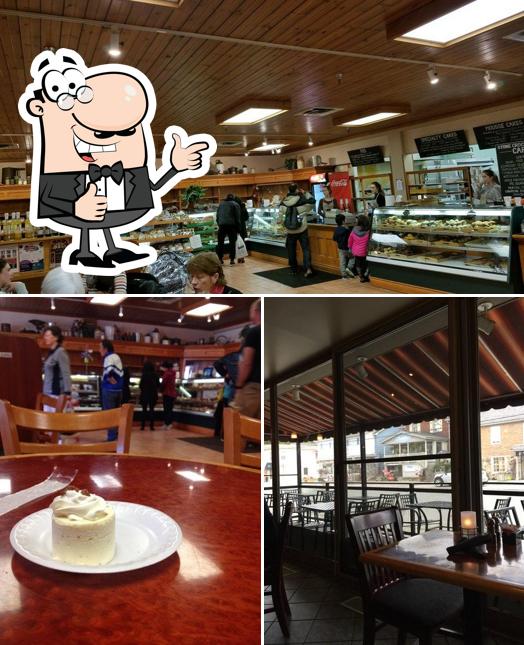 Stone Crock Bakery in Saint Jacobs - Restaurant reviews