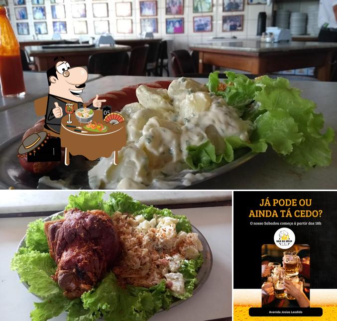 Comida em Bar do Hélio