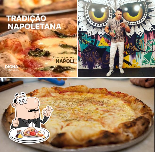 No Digna Pizzaria Tradicional, você pode provar pizza