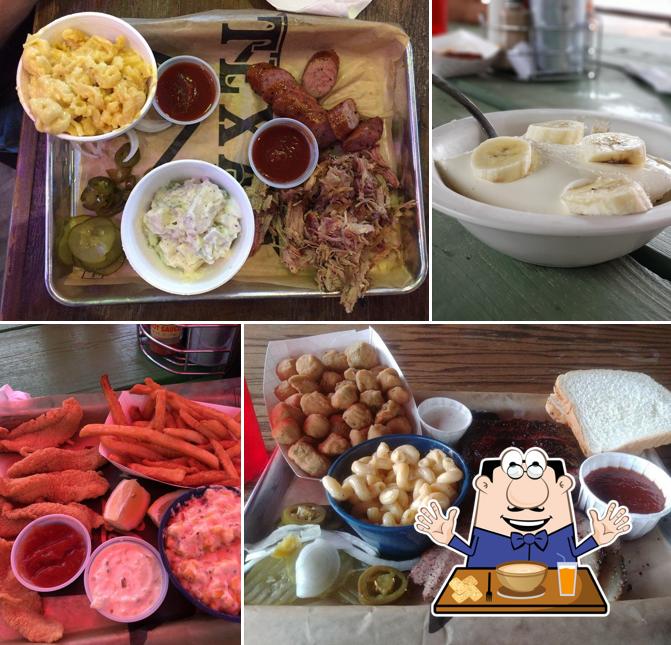 Cypress Trail Hideout, Home Of Pappa Charlie Barbecue, 25610 Hempstead ...