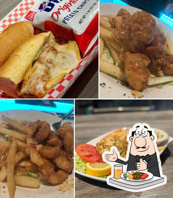 Top Hat Sports Bar & Grill in Parkville Restaurant menu and reviews