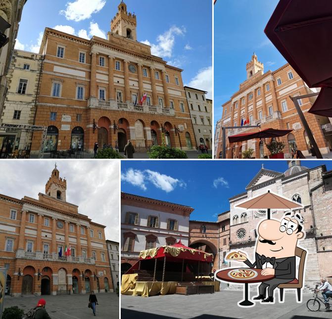 Guarda gli esterni di Antico Caffè della Piazza