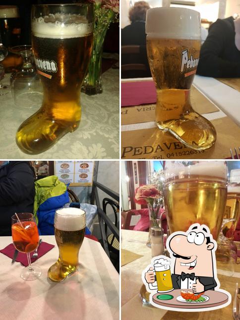 Puoi goderti un rinfrescante bicchiere di birra chiara o scura