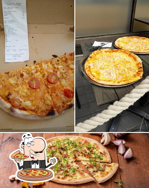 Pick pizza at Kotipizza