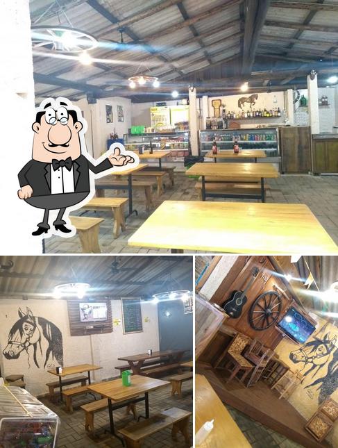 O interior do Chácara Quintal / Bar e Petiscaria