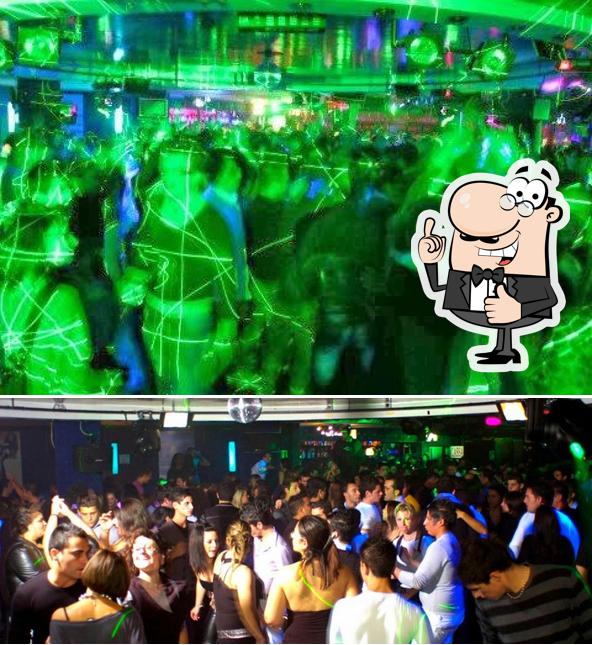 Vedi questa immagine di Discoteca Carlton Riviera
