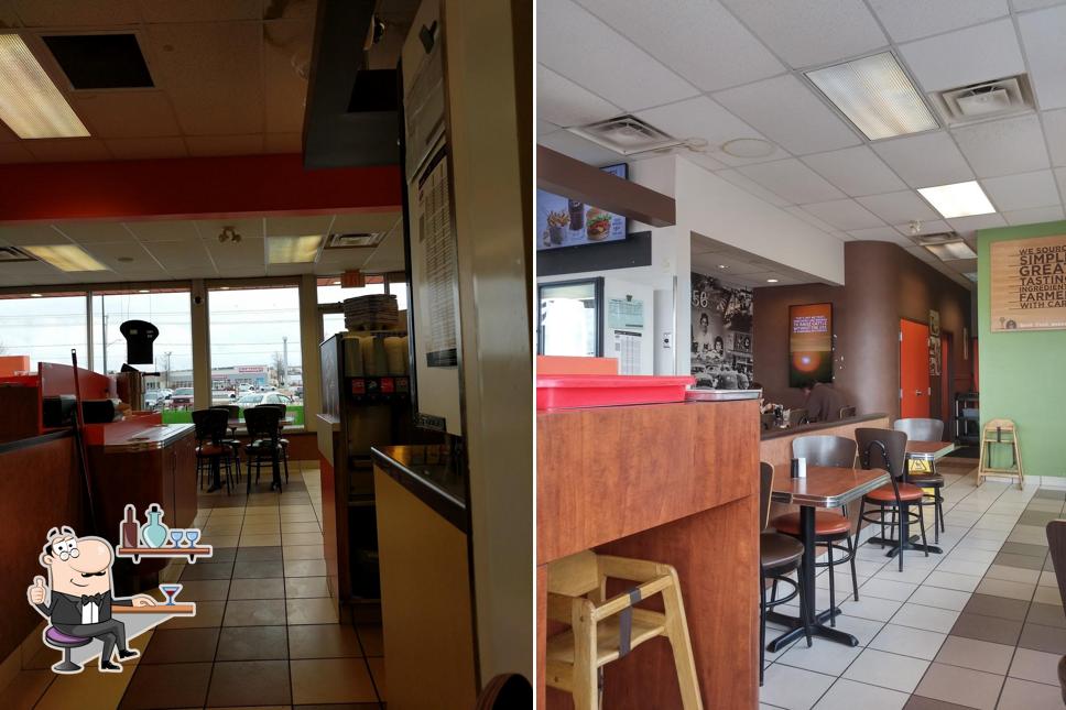 L'intérieur de A&W Canada