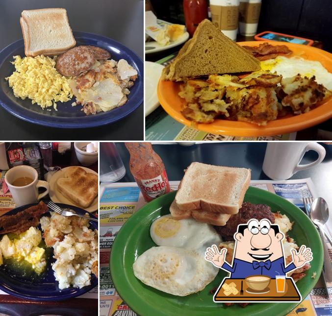 Cafe Contrary, 146 Pittsburgh St in Saxonburg Restaurant reviews