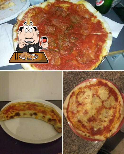 Scegli una pizza a A Pranzo Al Tempietto