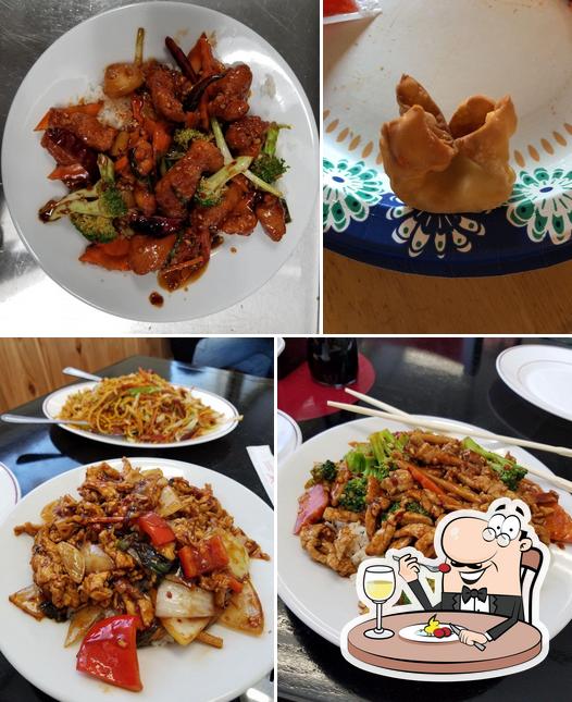 C18d Restaurant Tsais Kitchen Food 1 