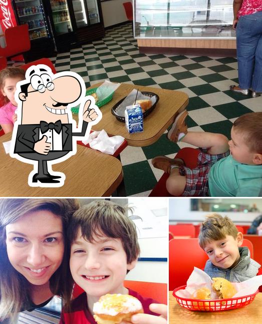 Southern Maid Donuts, 6311 Highway 6 in Missouri City