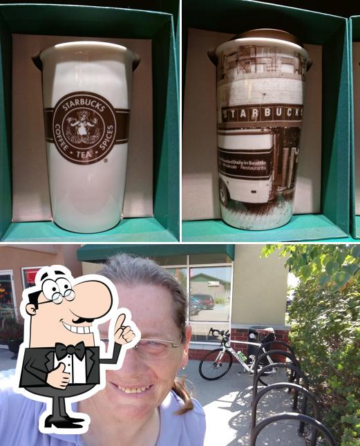 Voir la photo de Starbucks