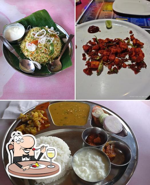 Food at Gopi Guesthouse And Roof Restaurant