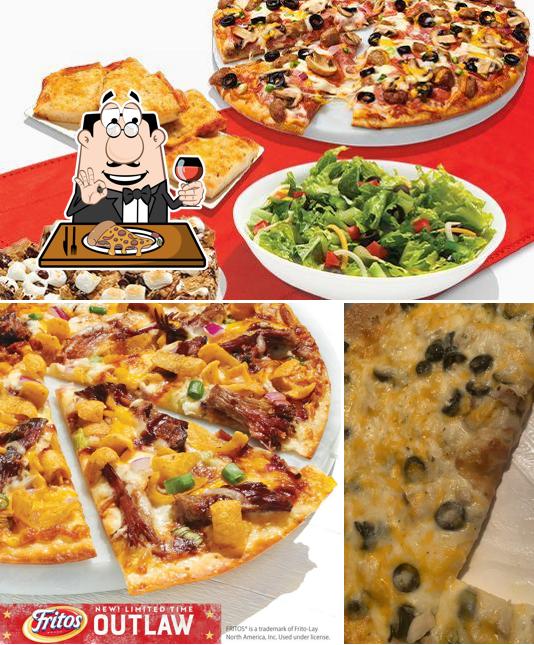 Try out pizza at Papa Murphy's Take 'N' Bake Pizza