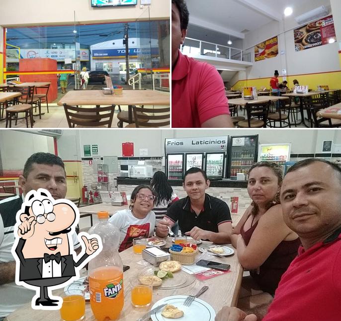 O interior do Ponto da Esfiha