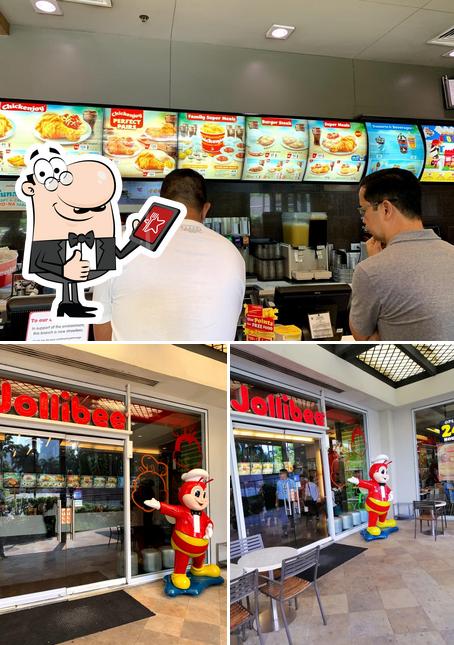 Jollibee Rockwell Business Center Tower 3 restaurant, Pasig ...