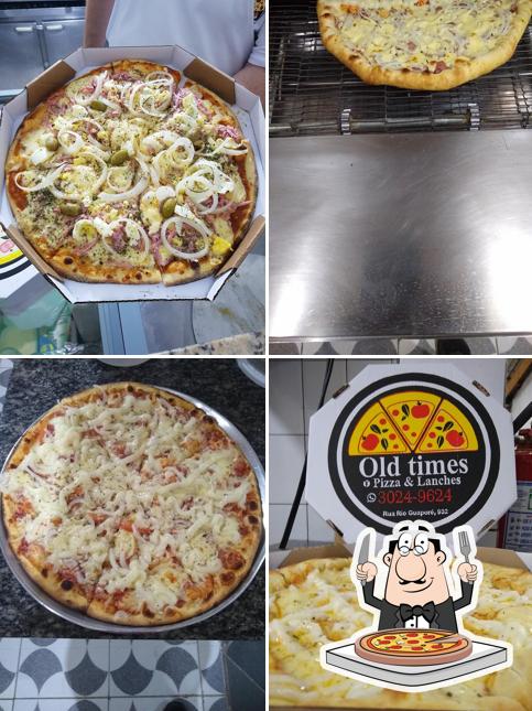 Elige una pizza en Old Times Pizza&Lanches