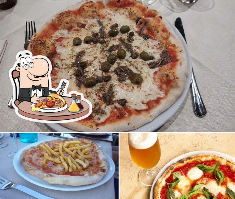 Prenditi una pizza a Ristorante Dalla Padella Alla Brace