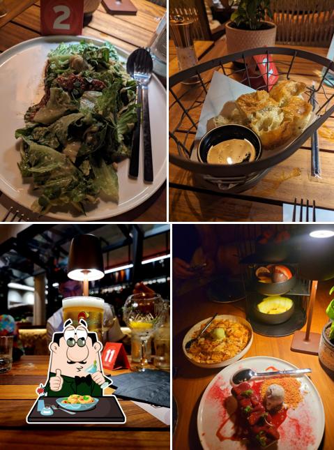 SeaNatra Lounge Bar & Restaurant