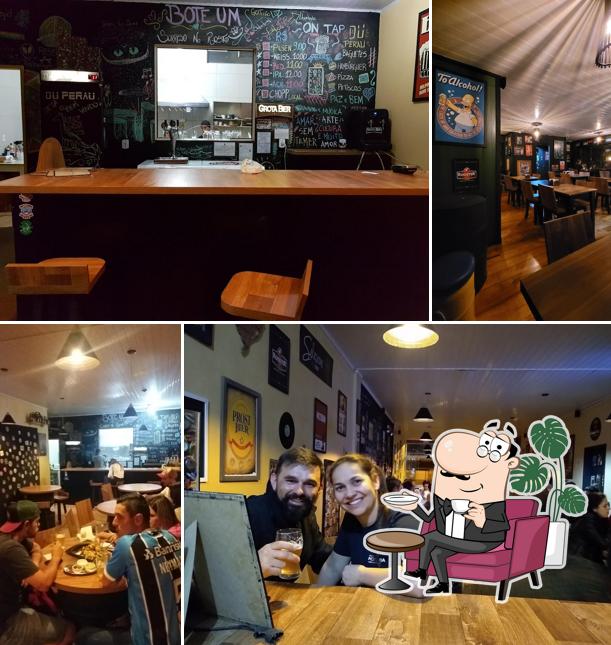 O interior do Du Perau Gastro Pub