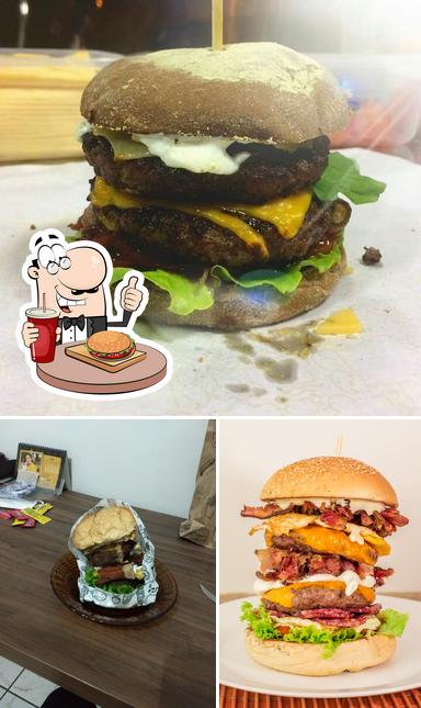 Fome do Cão Craft Burguer’s burgers will suit different tastes