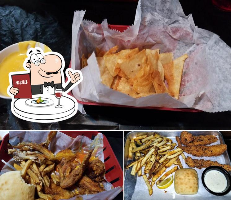 Pub y bar Buck Naked Wings, Kansas City, NE Vivion Rd Carta del restaurante y opiniones