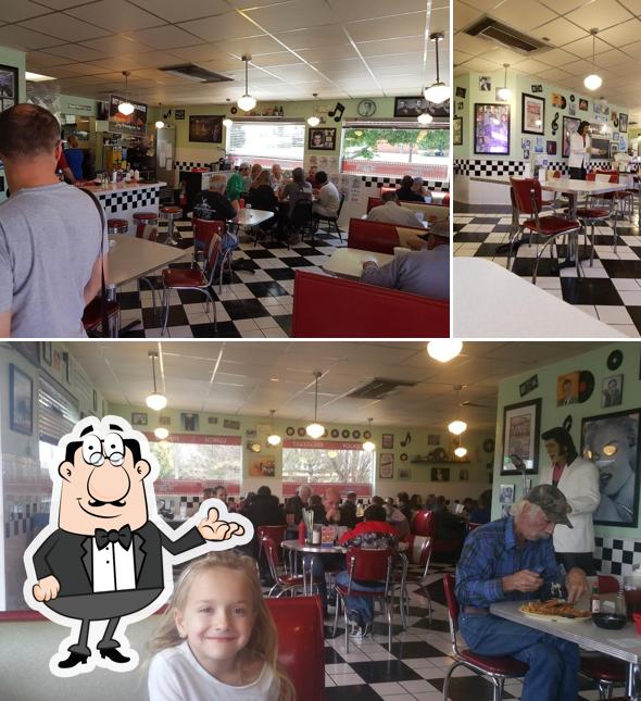 Boomarang Diner Mustang, 1400 N Mustang Rd in Mustang Restaurant menu