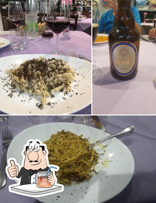 Voici la photo représentant la boire et nourriture sur Ristorante Il Tartufo