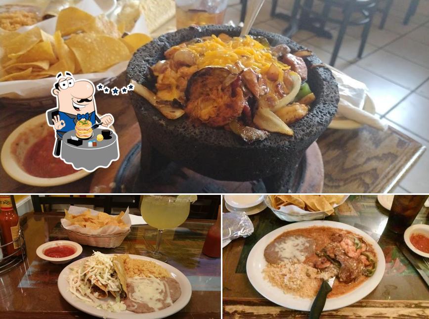 Habaneros Mexican Grill in Thomson Restaurant menu and reviews
