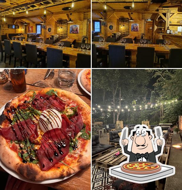 Elige una pizza en Le Grenier - Bar & Restaurant - La Clusaz