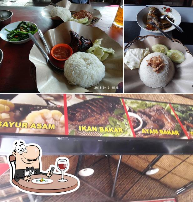 Ikan Bakar Ayam Bakar Bu Mondro Restaurant Sendangadi Restaurant Reviews