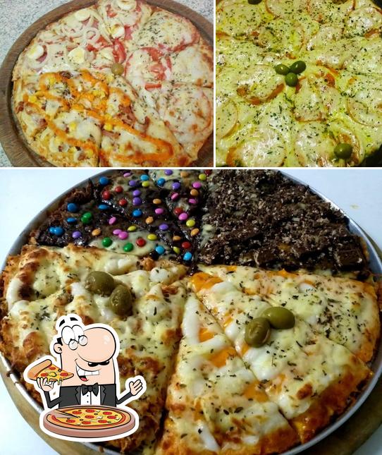 Peça pizza no Baludo Lanches Pizzaria