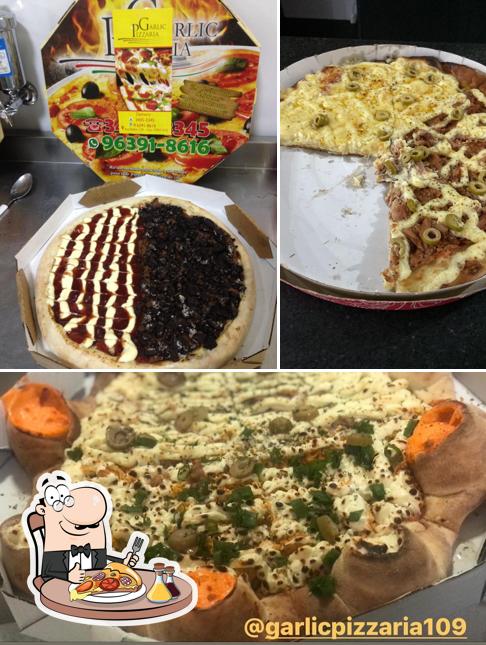 Experimente pizza no Garlic Pizzaria & Esfiharia