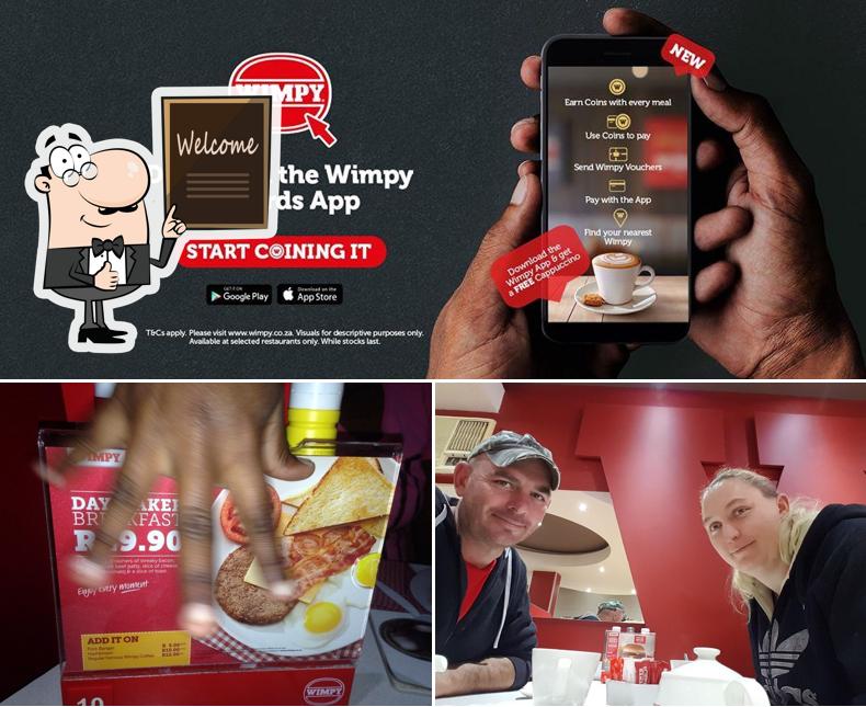 Взгляните на фотографию ресторана "Wimpy"