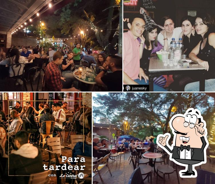 Pub y bar La Central, Medellín, Carrera 37a 8a 28 Opiniones del