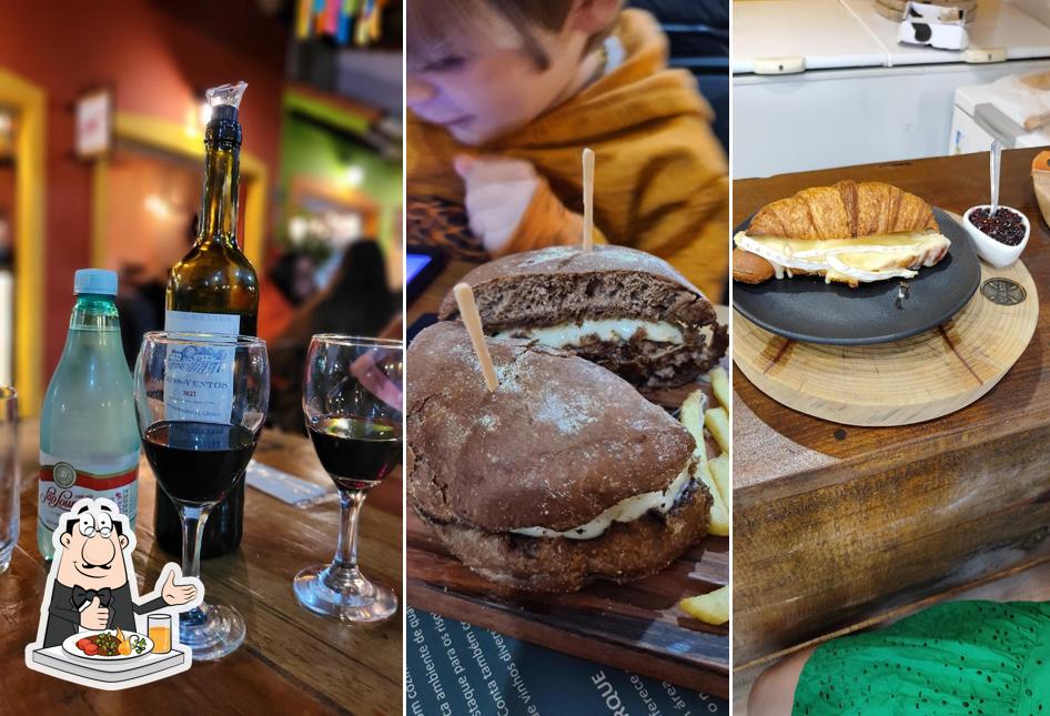 Comida em Alameda Gastronômica