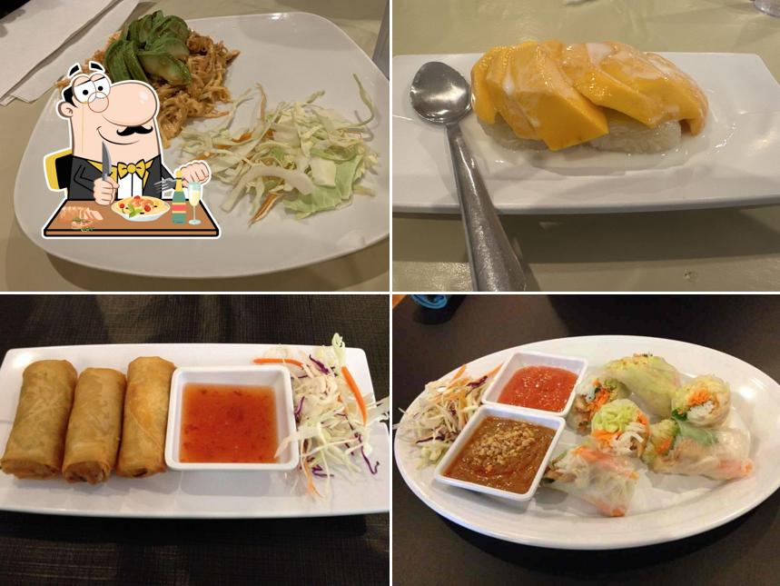 Thai Valley Kitchen in Teays Valley Restaurant menu and reviews