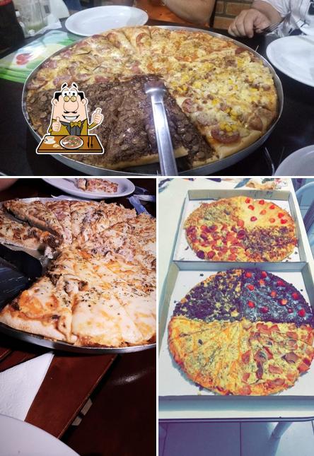 Peça pizza no Armazém Lanchonete e Pizzaria