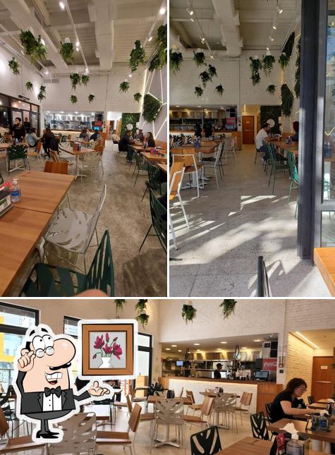 Sente em uma das mesas no Cabana Burger (Santo André)