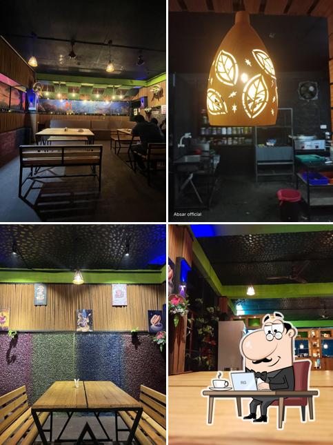 The interior of BREAK ZONE CAFE