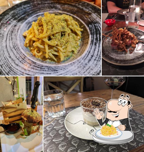 Spaghetti alla carbonara al L'Horloge