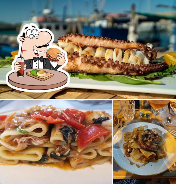Ordina un hamburger a RISTORANTE PORTO VECCHIO