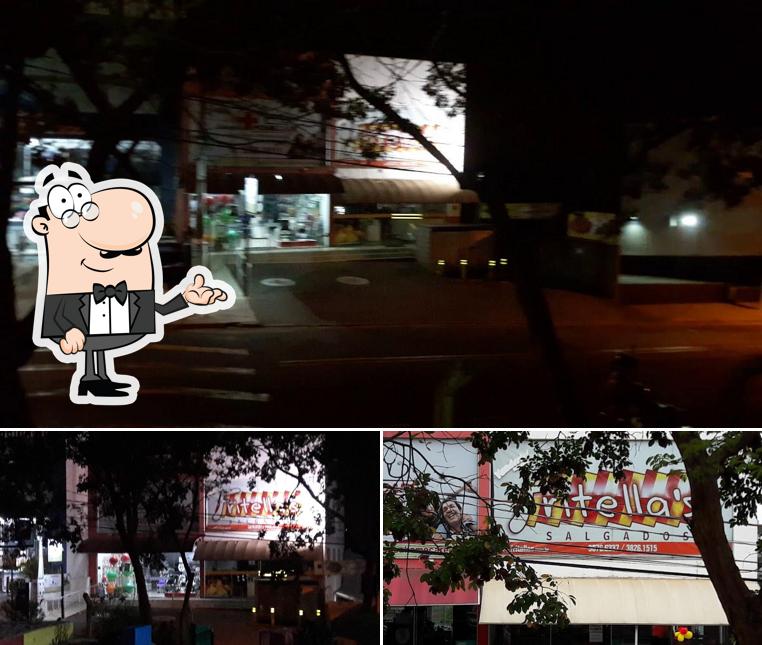 Sente em uma das mesas no Fritella's Salgados Vinhedo