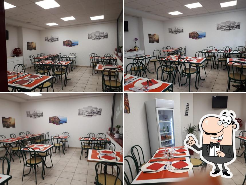 L'intérieur de Pizzeria La Délice