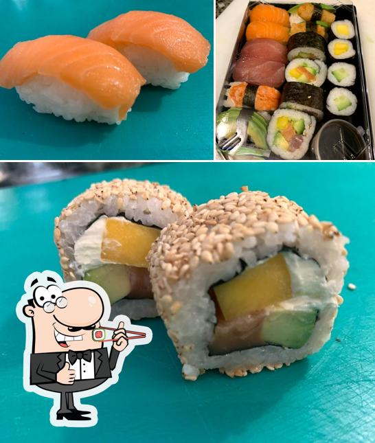 Les sushi sont servis à Double Bonheur