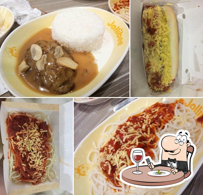 Food at Jollibee