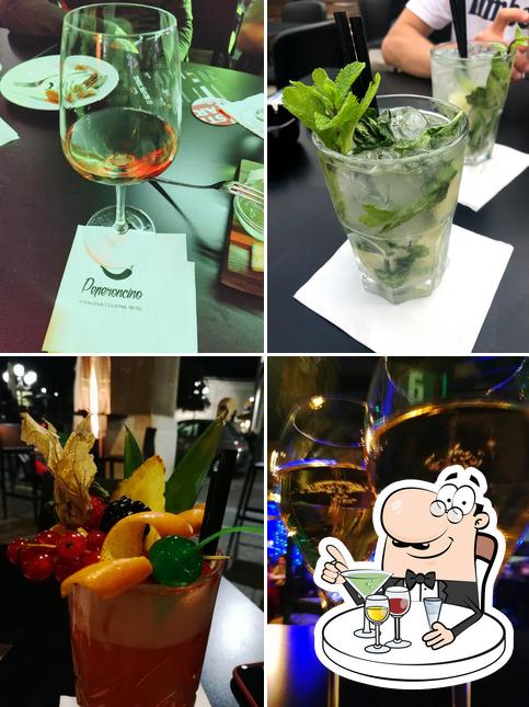 Prova un drink o cocktail alcolico dal menu