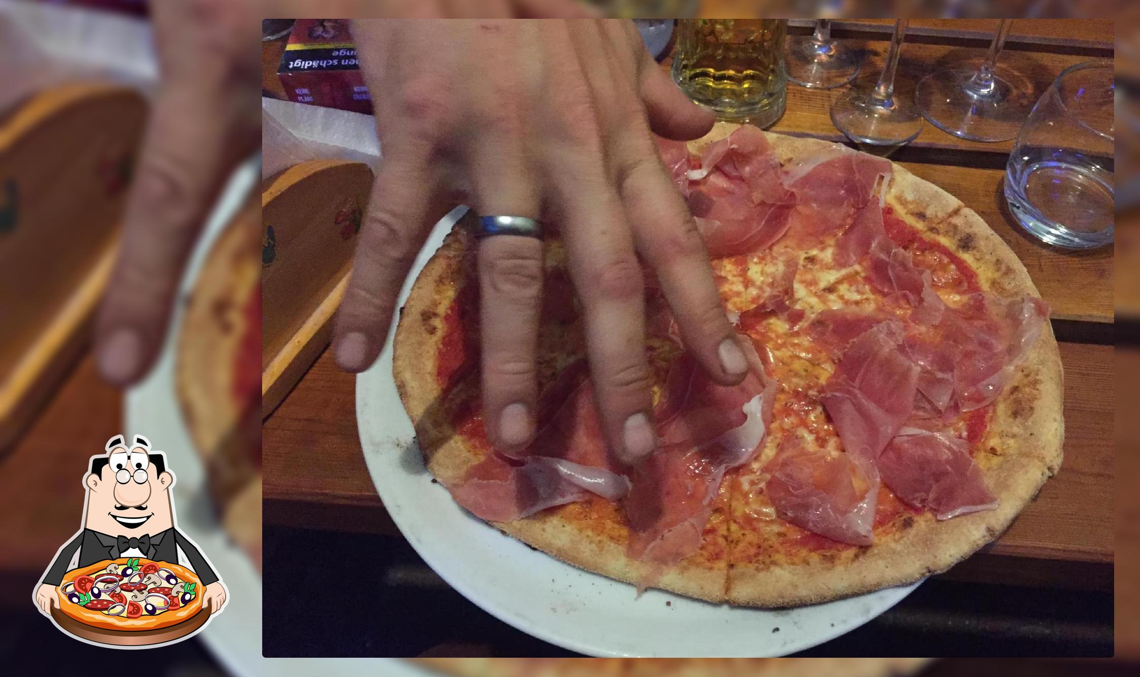 A Pizzeria Al Forte, puoi prenderti una bella pizza