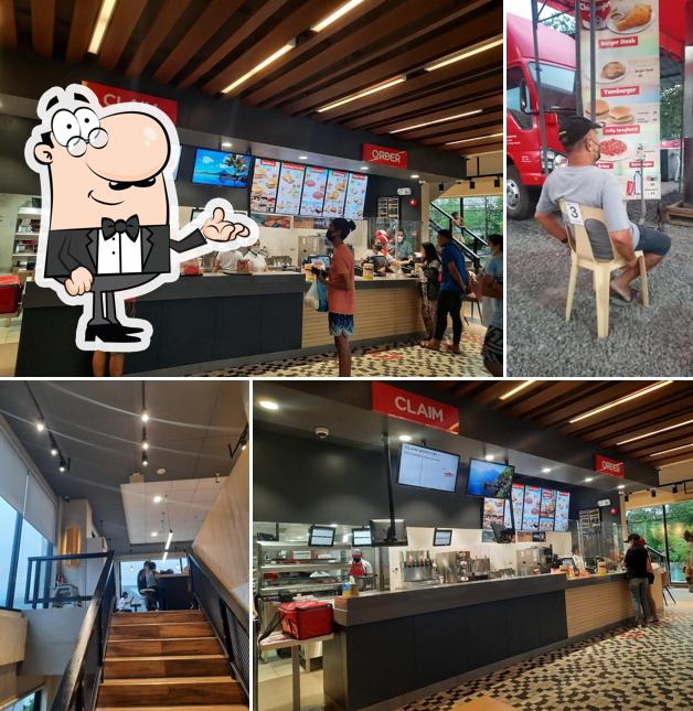 The interior of Jollibee Villanueva