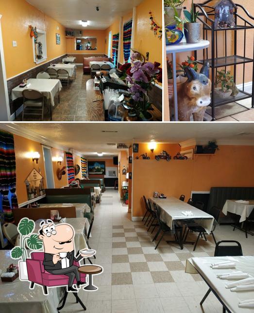 Anita's Mexican Restaurant in New Waverly Restaurant menu and reviews